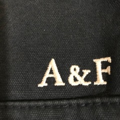 【Abercrombie&Fitch /アバクロンビー＆フィッチ】ポーチの画像