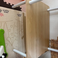 テーブル