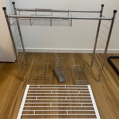 ニトリ　
伸縮シンク上ラック付属