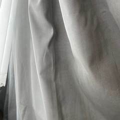 カーテンの画像
