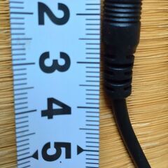 美品 ほぼ未使用 ACアダプタ DC9V 600mA ケーブル長 200cmの画像