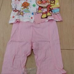 半袖パジャマ８０センチ
