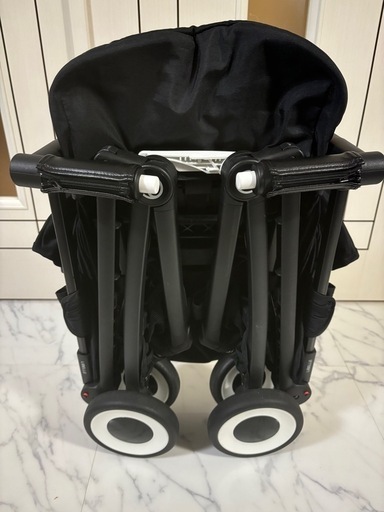 サイベックス リベル 2024 cybex LIBELLE ブラック　バンパーバー付　
