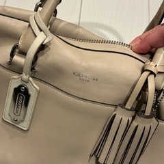 coach ハンドバッグ ベージュの画像