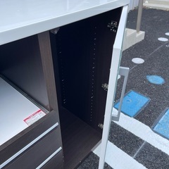 急募　　ニトリ炊飯器置きコンセント付き収納棚の画像