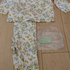 長袖パジャマ90センチ