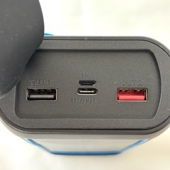 【お取引決定】新品 ソーラーバッテリー 61200mAh 大容量 ソーラー充電 手動発電 ライト 災害 緊急 PSE認証 アウトドアの画像