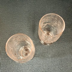 【新品】ハローキティ サンリオ グラス ガラス レリーフグラス 2個の画像