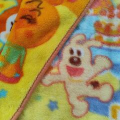 アンパンマン毛布の画像