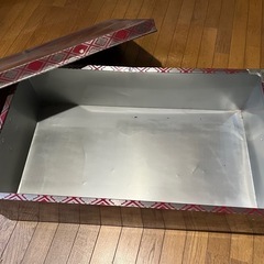 昭和レトロ　ブリキ衣装ケースの画像