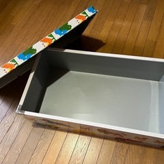 昭和レトロ　ブリキ衣装ケースの画像