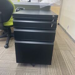 ワゴンロッカー