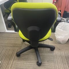 オフィスチェアの画像
