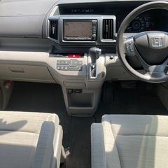 ステップワゴン 車検9年4月 12万㌔ 両側電動 ナビ Bカメラ 地デジ ETCの画像