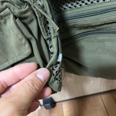 カーキ フィッシングベスト 4L GETTの画像