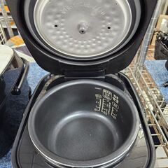 リサイクルショップどりーむ天保山店　No1466　炊飯器　アイリスオーヤマ　2018年製　3合炊き　1人暮らしに最適なサイズです♪の画像