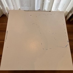 Ikea テーブル