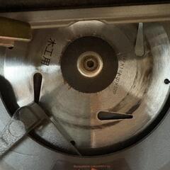 マイターテーブルの画像