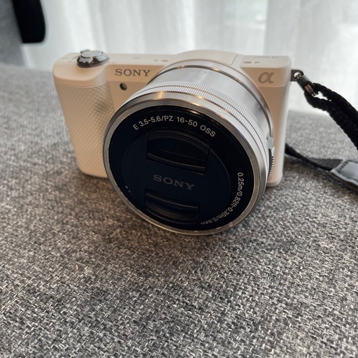SONY α5000