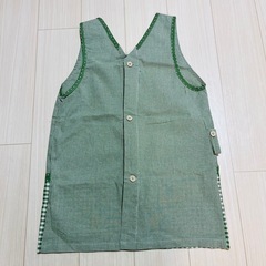 【新品】 エプロン チェック 袖なし りす レトロ　鍋つかみ付きの画像
