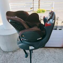 チャイルドシート Aprica 　茶色【浜村鹿野温泉ICから3分 買取本舗、 宮本リサイクル 営業時間9～19時 定休日水曜のみ←連絡できませんm(_ _)m】の画像