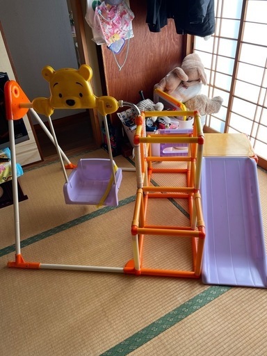 くまのプーさんジャングルジム　すべり台