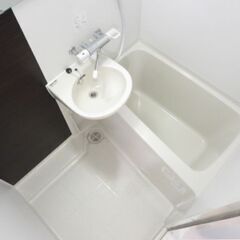 ★家賃6.8万円・オートロック★京成押上線『四つ木』駅徒歩7分♪ネット無料・シューズボックス♪ - 不動産