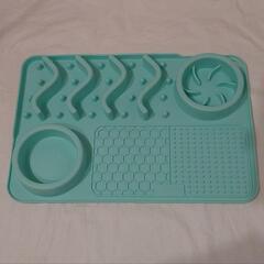 新品❕特価❕多機能❤️滑り止め❕シリコン マット❕犬 ペット フードボウル お手入れ簡単 ストレス解消の画像