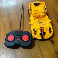 ラジコンカー？