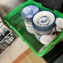 お皿セットの画像