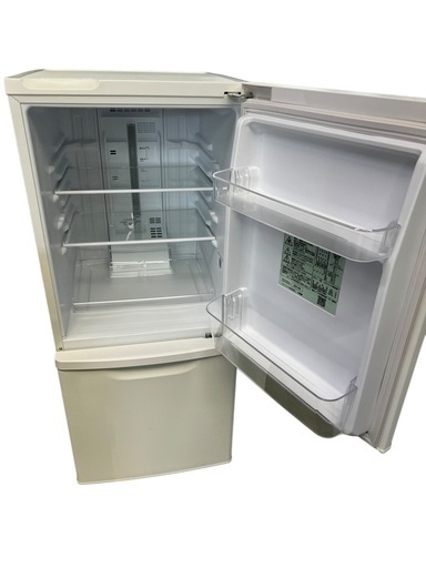 NO.2327 《極美品》【2023年製】 Panasonic ノンフロン冷凍冷蔵庫 NR-B14HW-W 138L キッチン家電 家電 中古