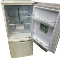 NO.2327 《極美品》【2023年製】 Panasonic ノンフロン冷凍冷蔵庫 NR-B14HW-W 138L キッチン家電 家電 中古の画像