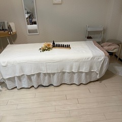 施術用折りたたみベッド　白の画像
