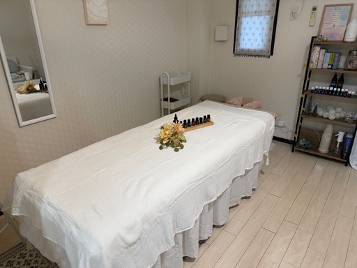 マッサージベッド 折り畳み式 木製赤 施術用 マッサージベッド