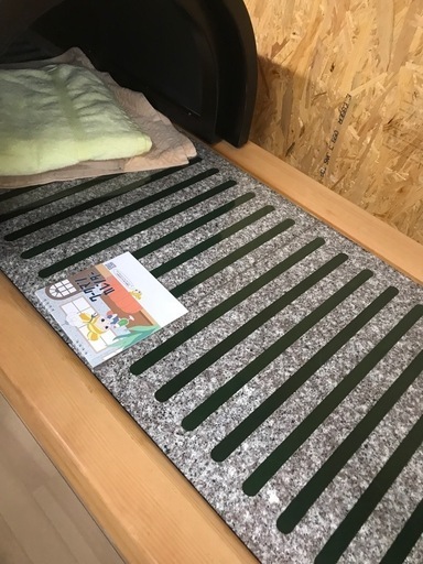 湯の花　人工北投石　 ミニ岩盤浴温熱マット 岩盤浴温熱 湯の花 人工北投石 ミニ岩盤浴温熱マット 岩盤浴ベッド |