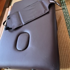 お話中⭐︎マッサージベッド　折りたたみ式　ケース付き