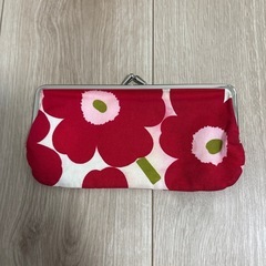 Mini Unikko Silmalasikukkaro がま口ポーチ