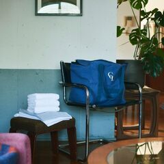  2tトラック・ルート配送ドライバー（クリーニング工場・トラック無料 ）人と話すのが苦手でもOK！ 決まった場所に配送するだけ！の画像