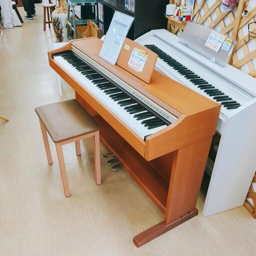カシオ 電子ピアノ AP-33C 、2004年製、椅子付き、ペダル錆・イタミあり、作動確認済み【浜村鹿野温泉ICから3分 買取本舗、 宮本リサイクル 営業時間9～19時 定休日水曜のみ←連絡できませんm(_ _)m】