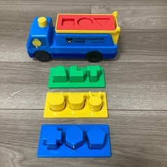 公文 くろくまくんの形合わせトラックの画像