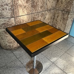 カフェテーブル　テーブル