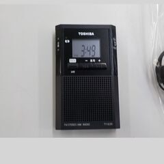 ID：195536　　携帯ラジオ　　東芝
