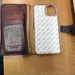 iPhone13カバー本革の画像