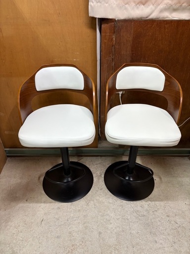 (予定者あり)東京インテリア オリジナル バーチェア ホワイト 2脚