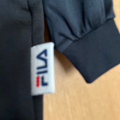 F I LAのパーカーの画像