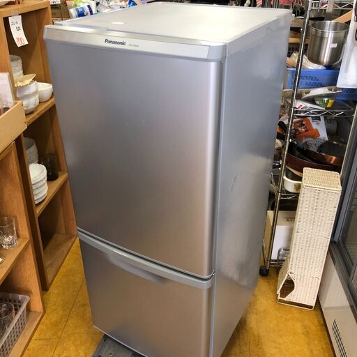 ２０１７年製　パナソニック Panasonic 冷蔵庫 （138L・右開き） 2ドア  NR-B149W