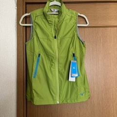 ミズノレディースベストの画像