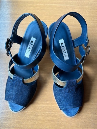 新品 DIANA デニムサンダル　24センチ