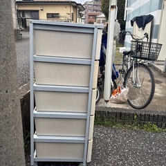 衣服ボックスの画像