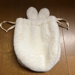 うさぎのバックの画像